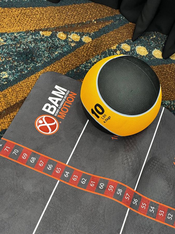 Килимок BAM Motion і медбол